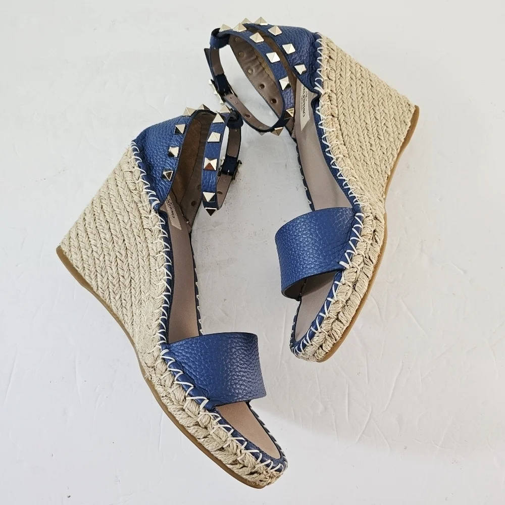 NEW Valentino Garavani Rockstud Strappy Espadrille Wedge Sandals Size EU 41